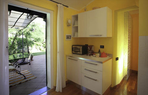 Il Mirto Bed And Breakfast อิมเปรีอา ภายนอก รูปภาพ